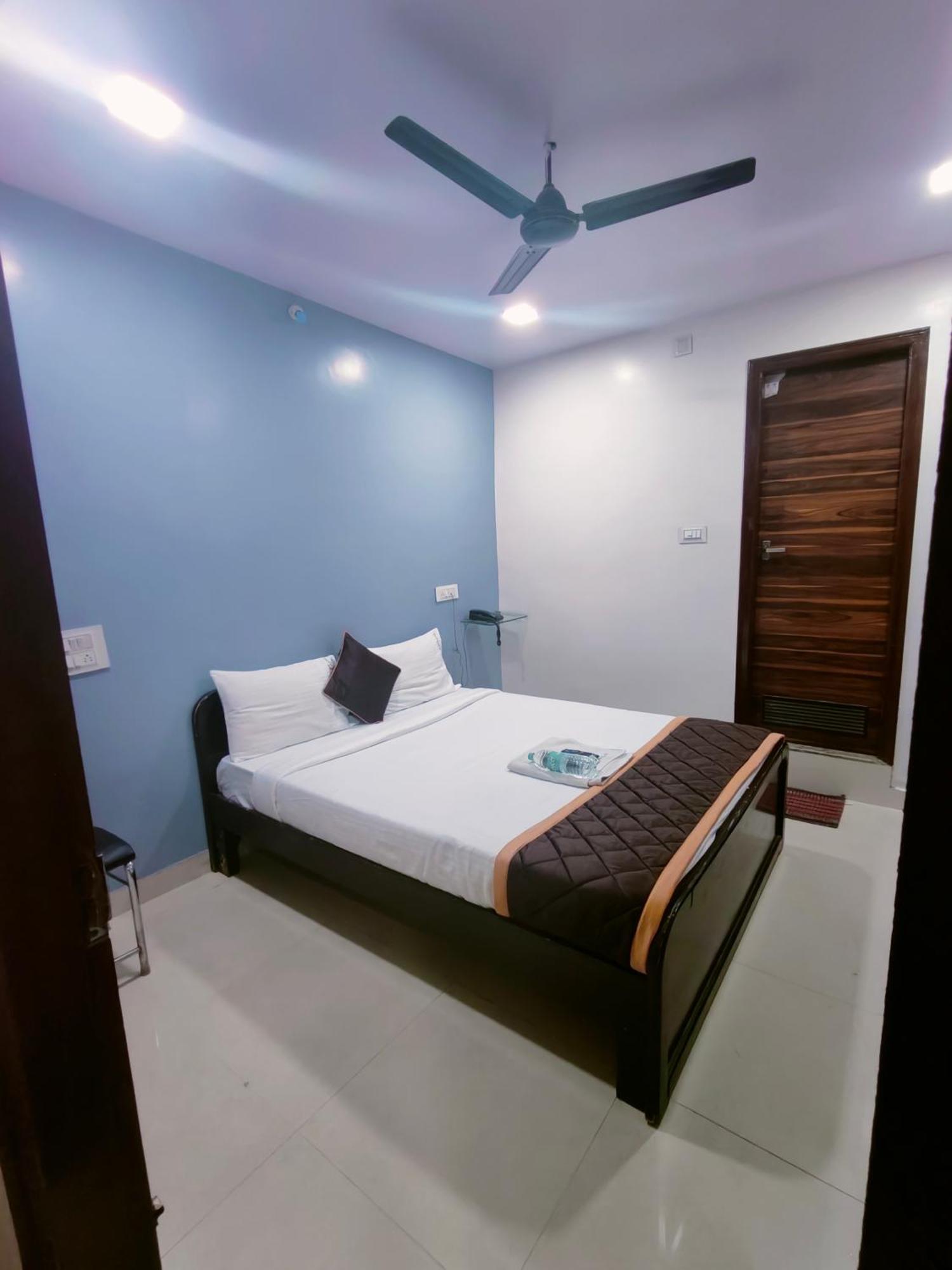 Hotel Golden Arch Bangalore Eksteriør billede