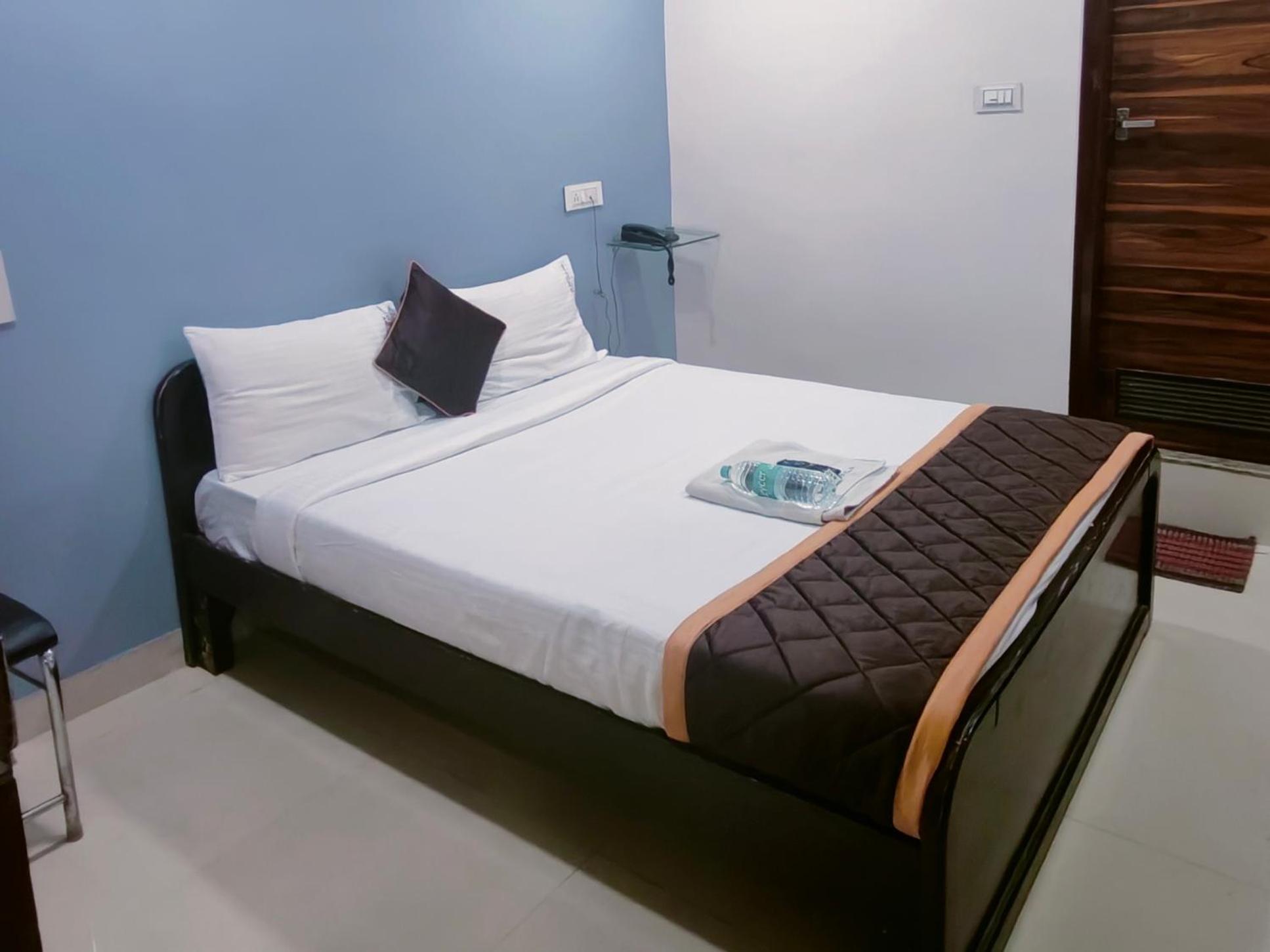 Hotel Golden Arch Bangalore Eksteriør billede